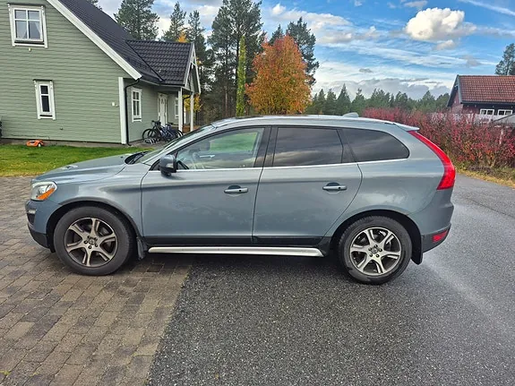 Volvo Xc60 2011 photo 2