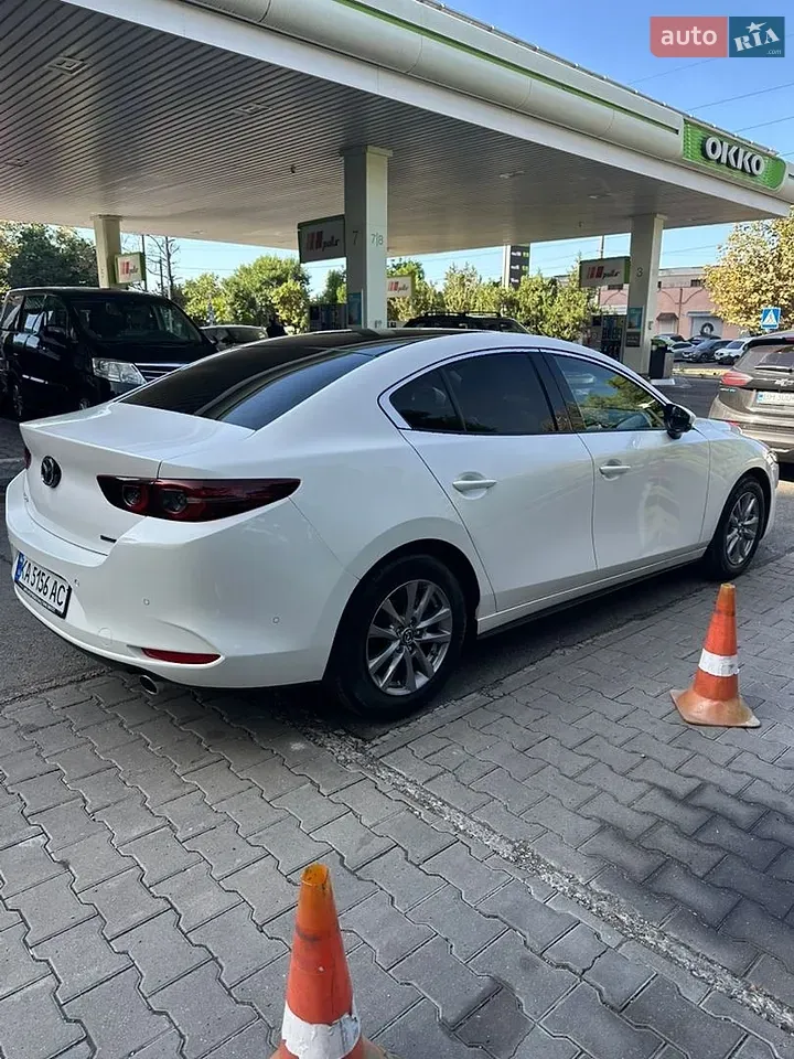 Mazda 3 2019 photo 5