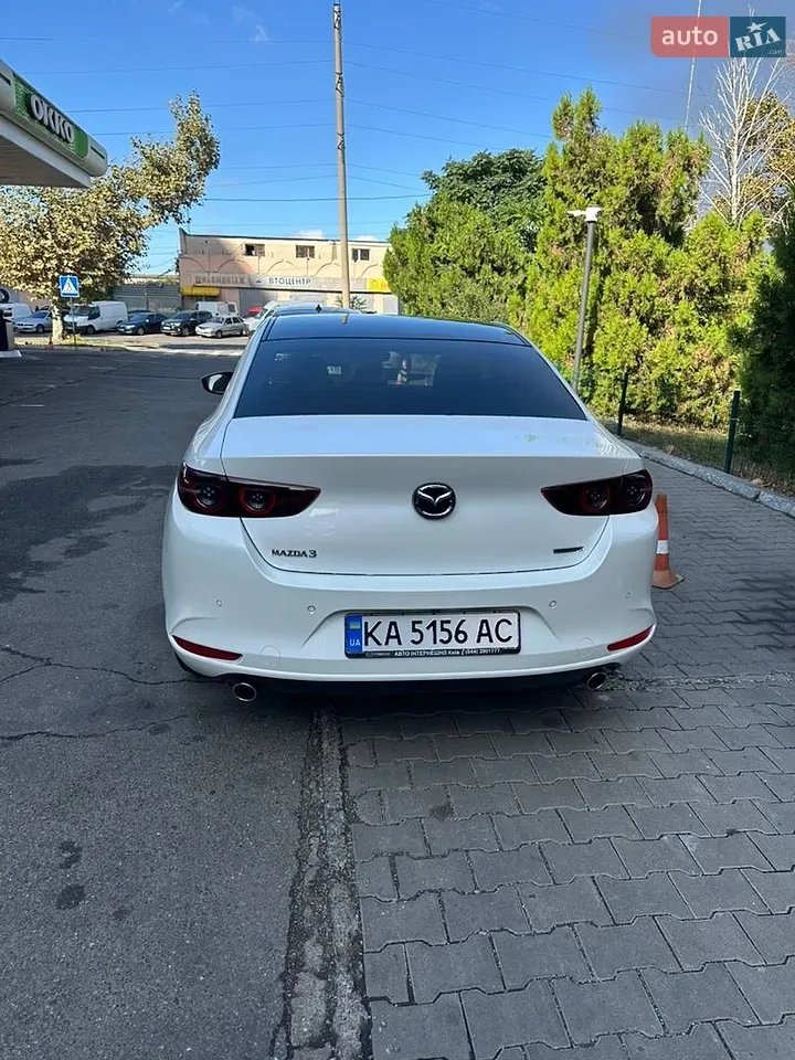 Mazda 3 2019 photo 4