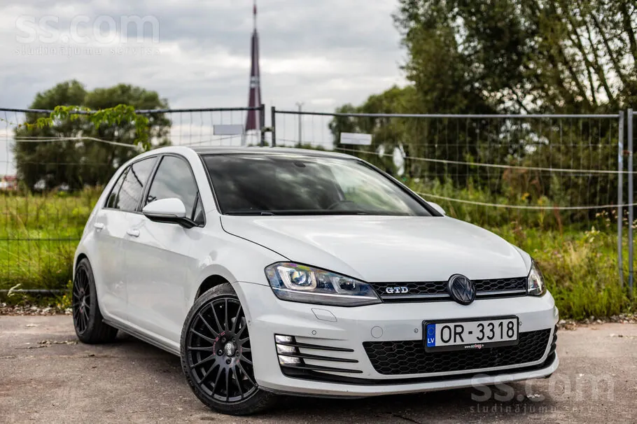 Volkswagen Golf Gtd 2013 photo 2