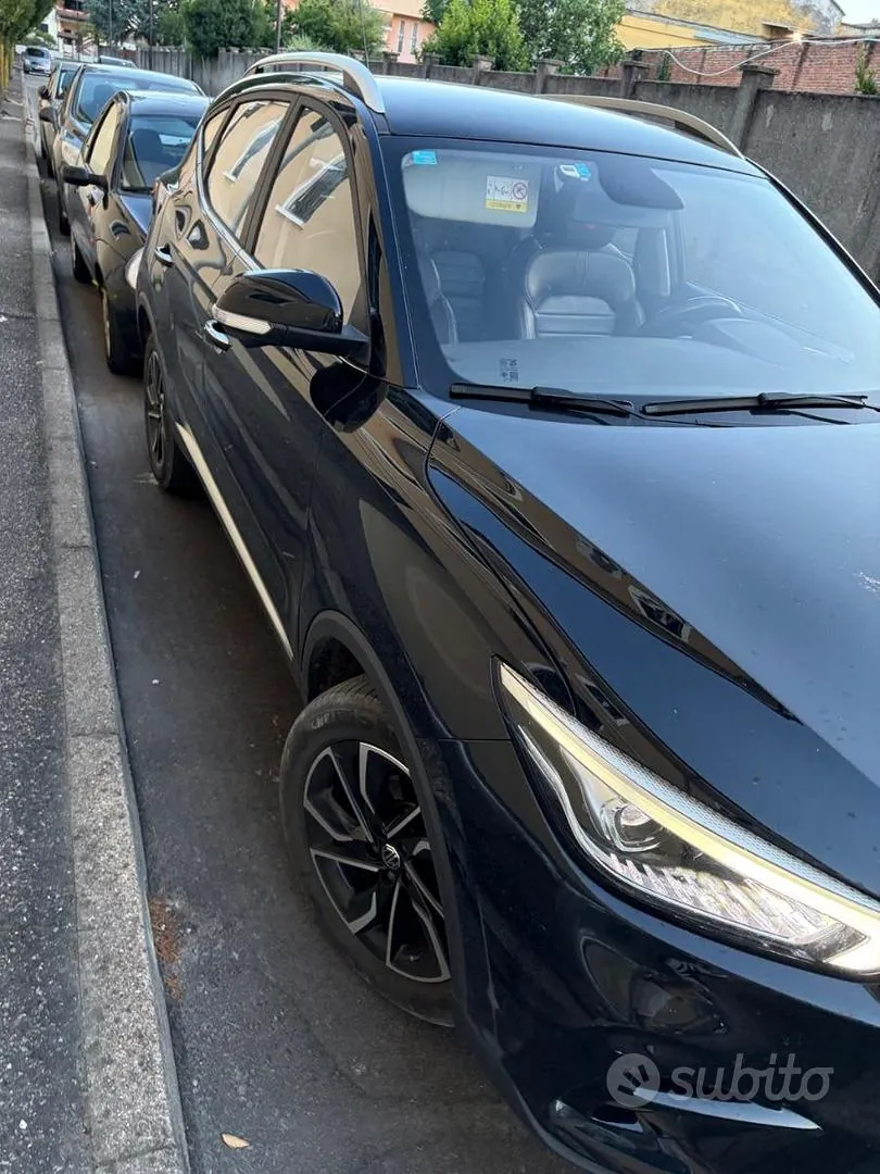 MG Zs
