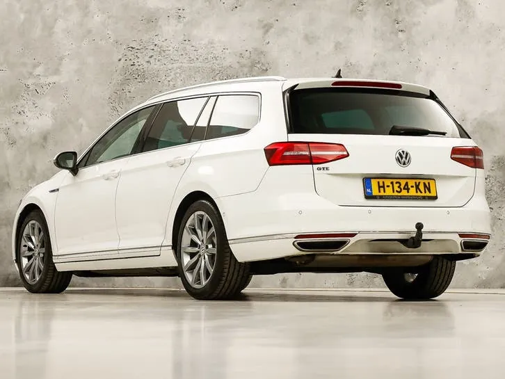 Volkswagen Passat 2016 photo 3