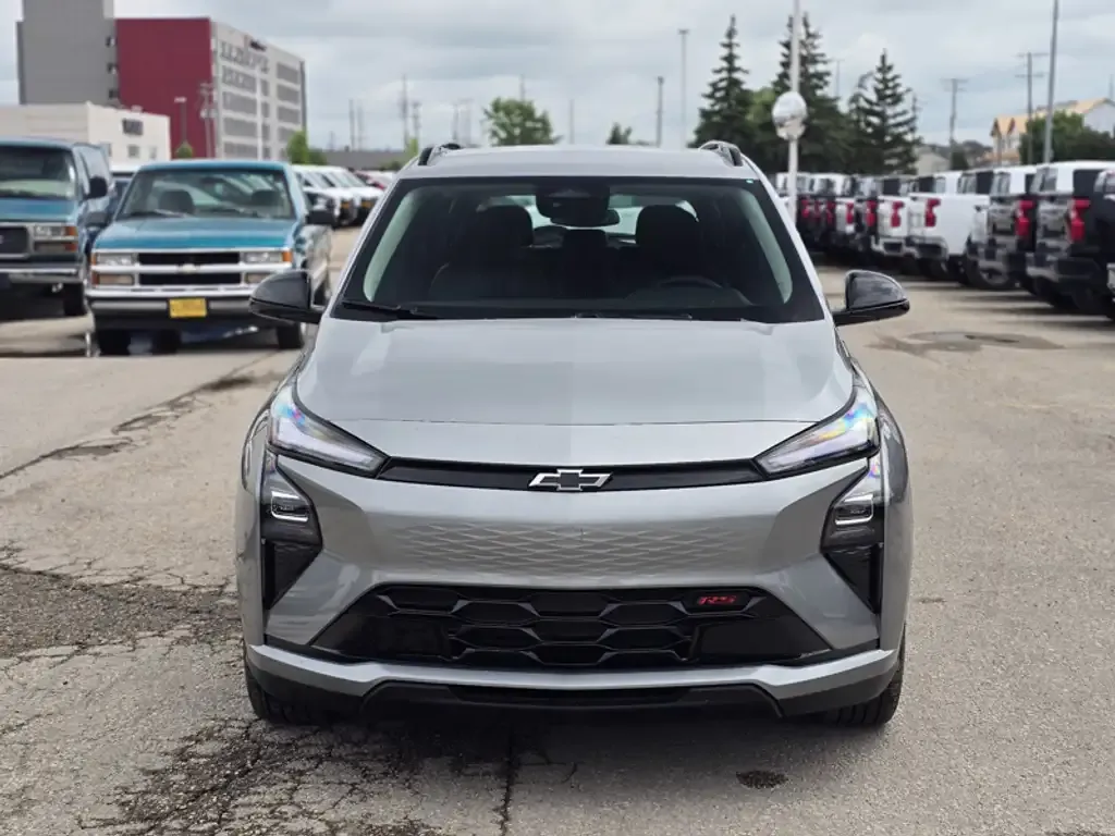 Chevrolet Bolt 2027 photo 2