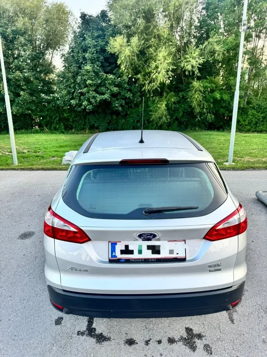 Ford Focus 2012 photo 3