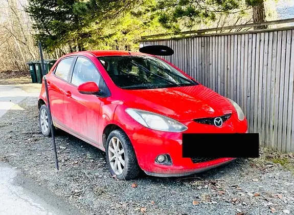 Mazda 2