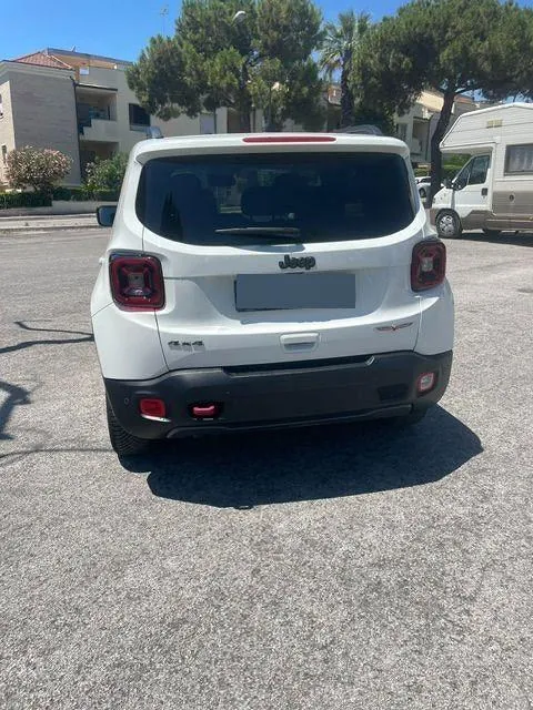 Jeep Renegade 2020 photo 2