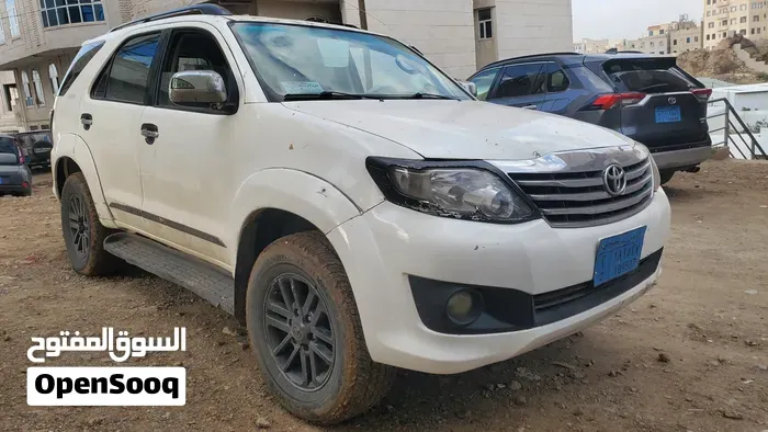 Toyota Fortuner 2006 photo 4