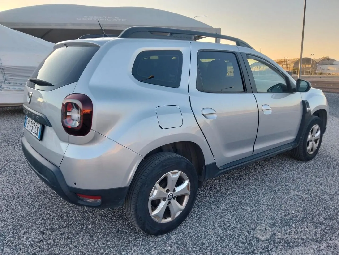 Dacia Duster 2018 photo 2