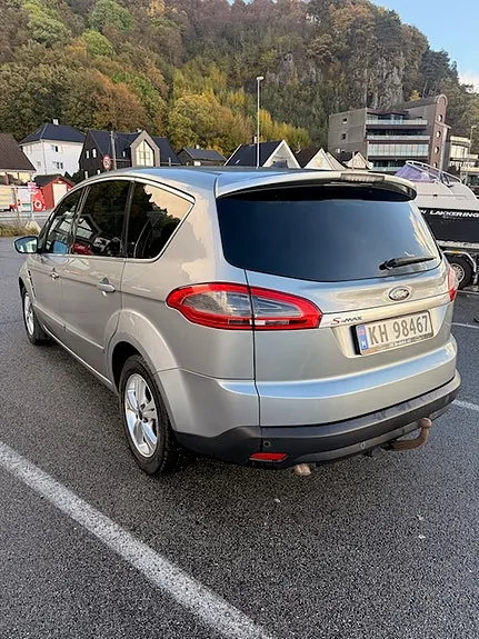 Ford S-Max 2014 photo 3