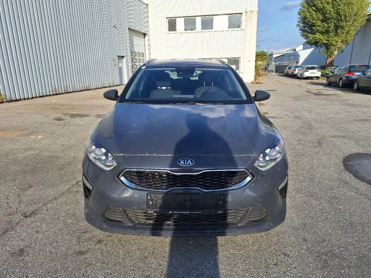 Kia Ceed 2021 photo 2