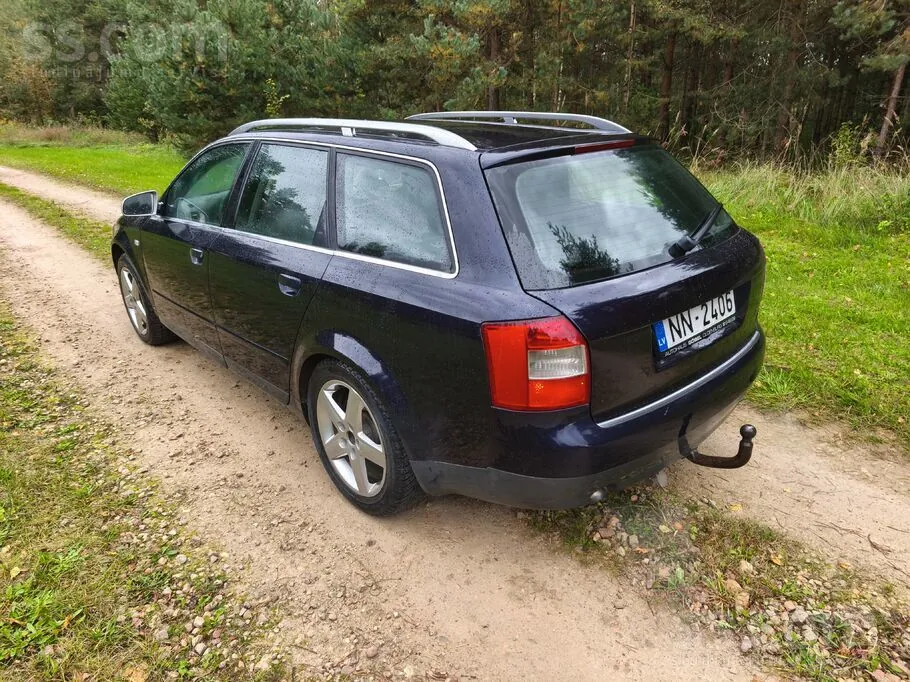 Audi A4 2002 photo 4