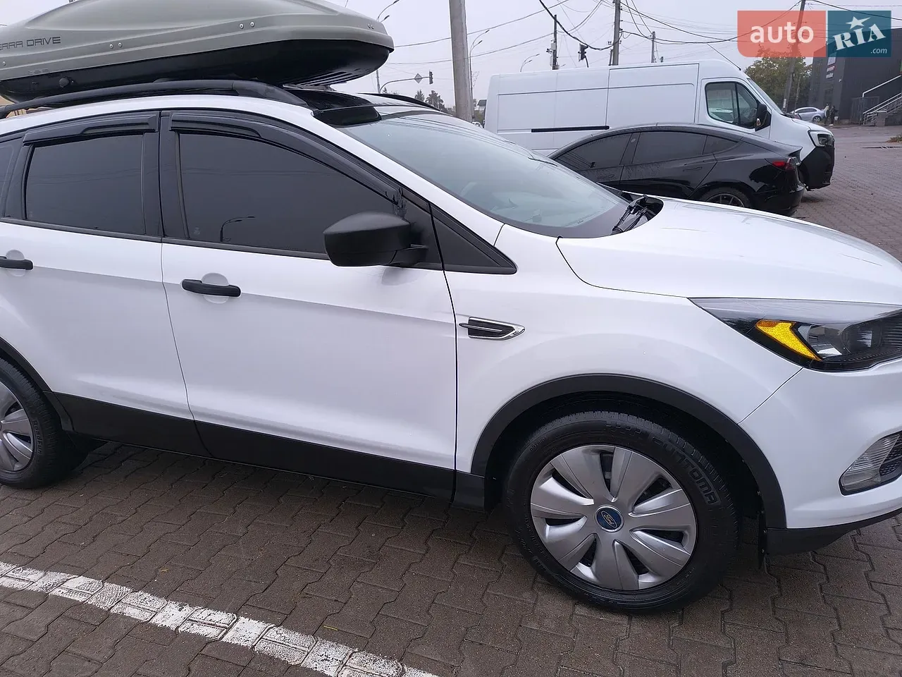 Ford Escape 2018 photo 3