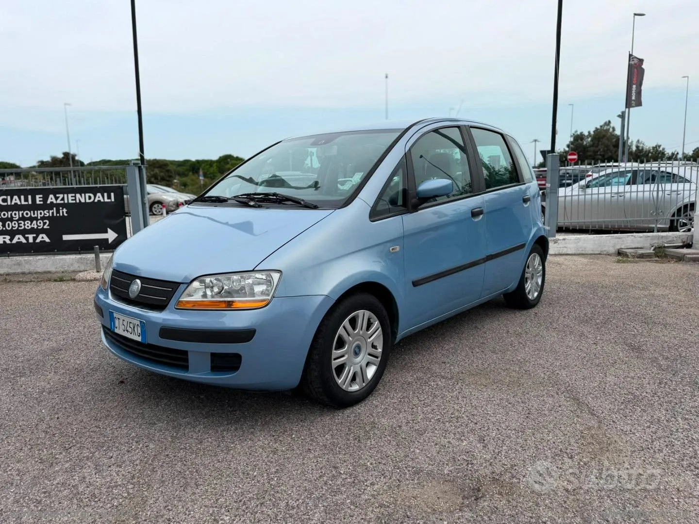 Fiat Idea 2005 photo 2