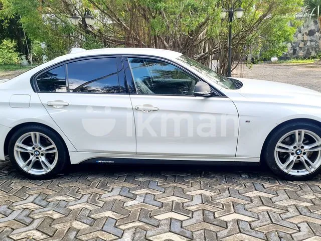 BMW 318I 2016 photo 3