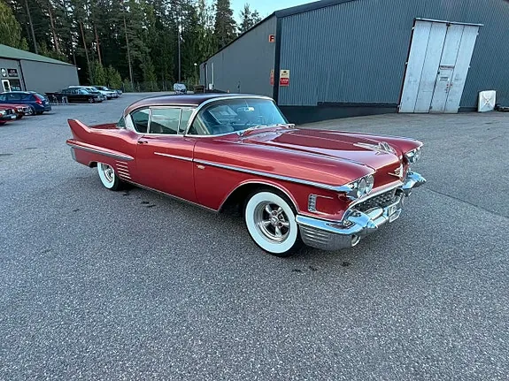 Cadillac Deville