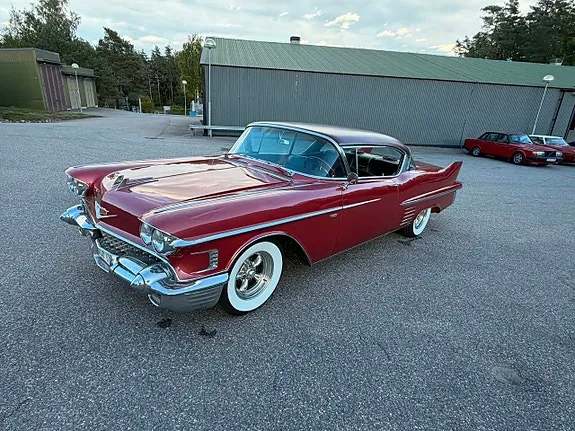 Cadillac Deville 1958 photo 5