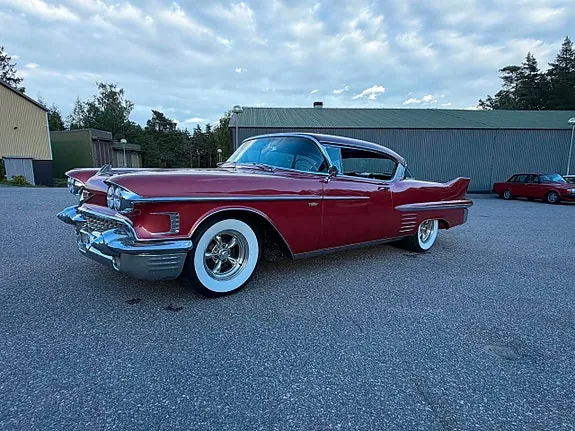 Cadillac Deville 1958 photo 4