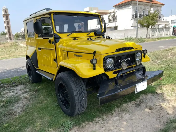 Toyota Land Cruiser