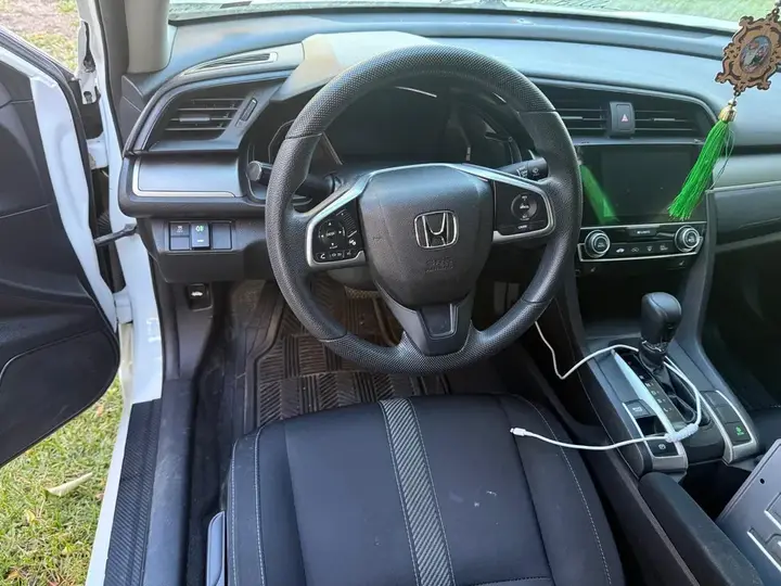 Honda Civic 2016 photo 5