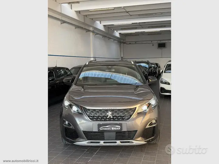 Peugeot 5008 2019 photo 5