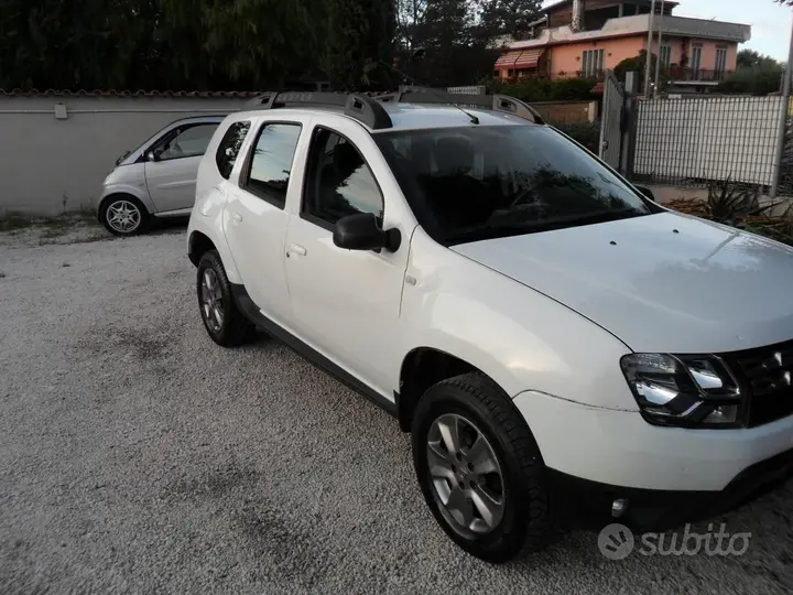 Dacia Duster 2015 photo 2