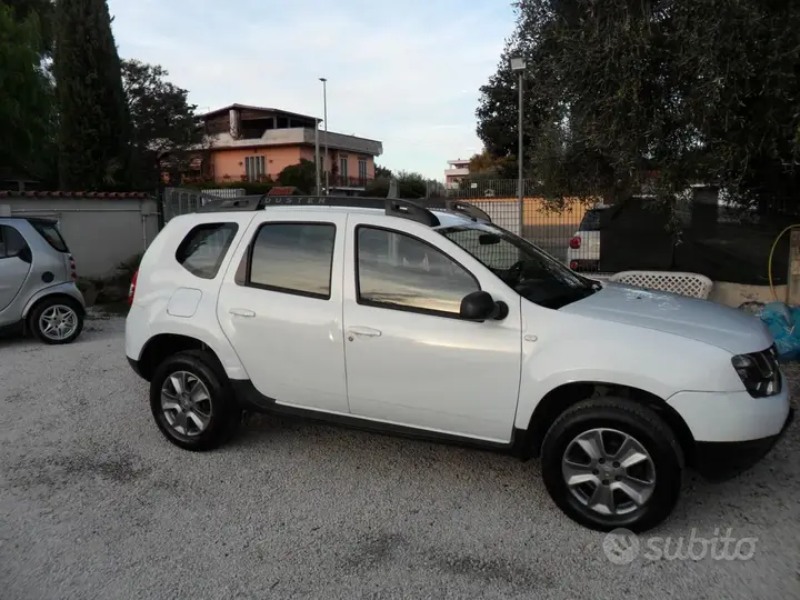 Dacia Duster 2015 photo 3