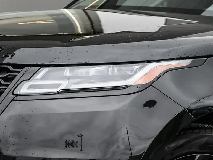 Land Rover Range Rover Velar 2023 photo 4