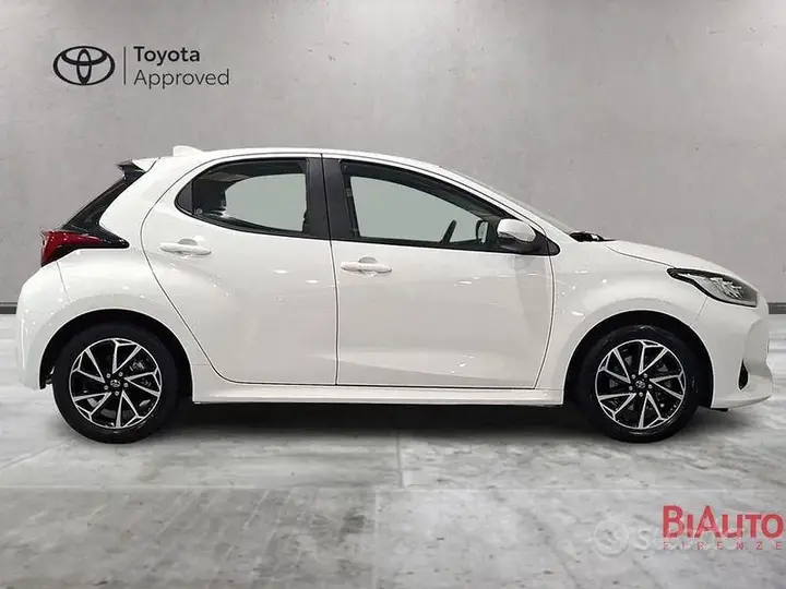 Toyota Yaris 2022 photo 4
