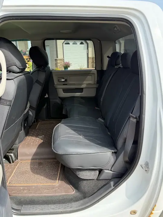 Dodge Ram 2500 2010 photo 4