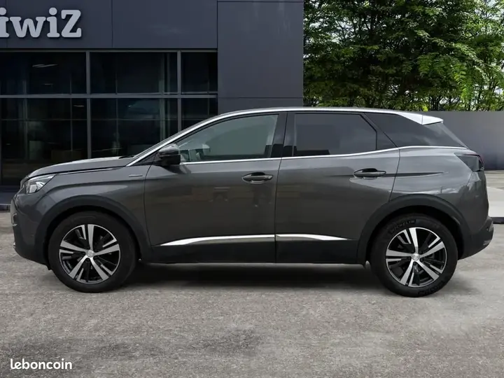 Peugeot 3008 2021 photo 2