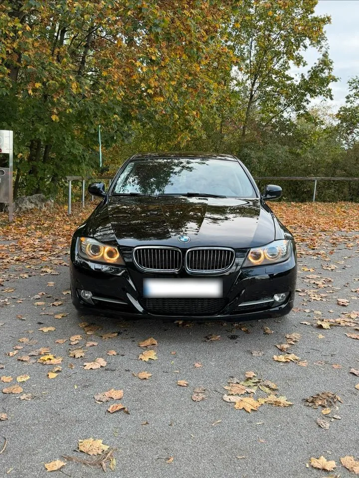 BMW E90