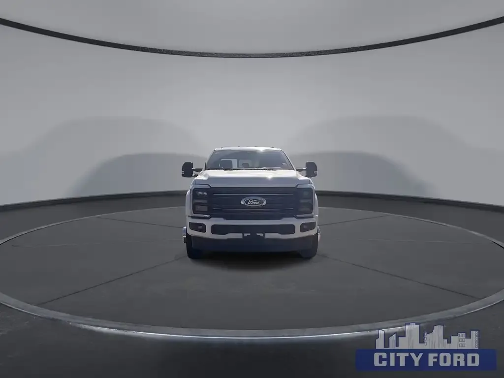 Ford F-550 Super Duty 2027 photo 3