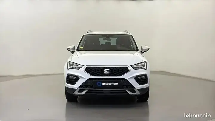 Seat Ateca 2023 photo 2
