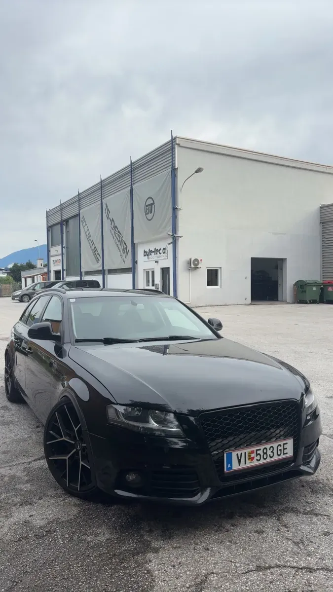 Audi A4 2008 photo 2