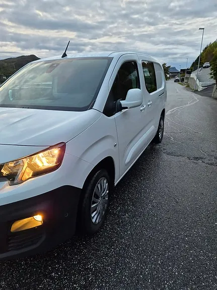 Peugeot Partner 2019 photo 2