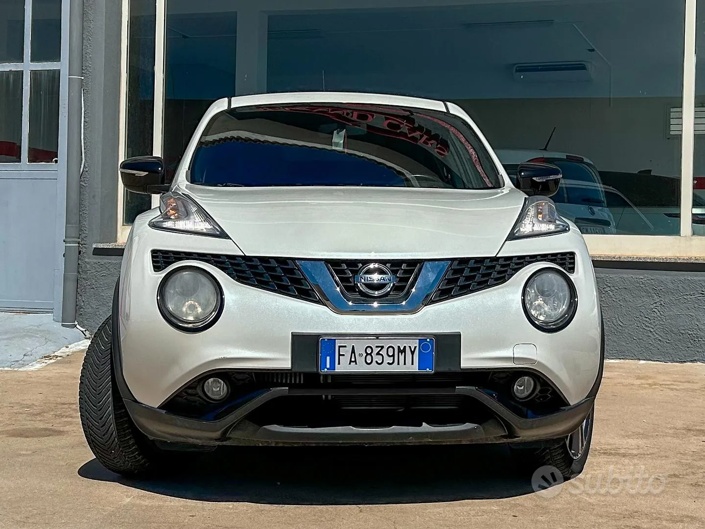 Nissan Juke 2015 photo 2
