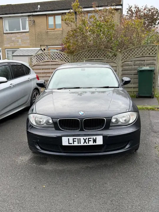 BMW 1 Series 2011 photo 2