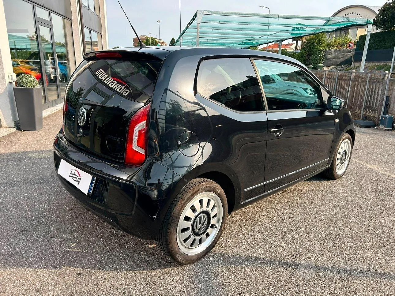 Volkswagen Up 2012 photo 3