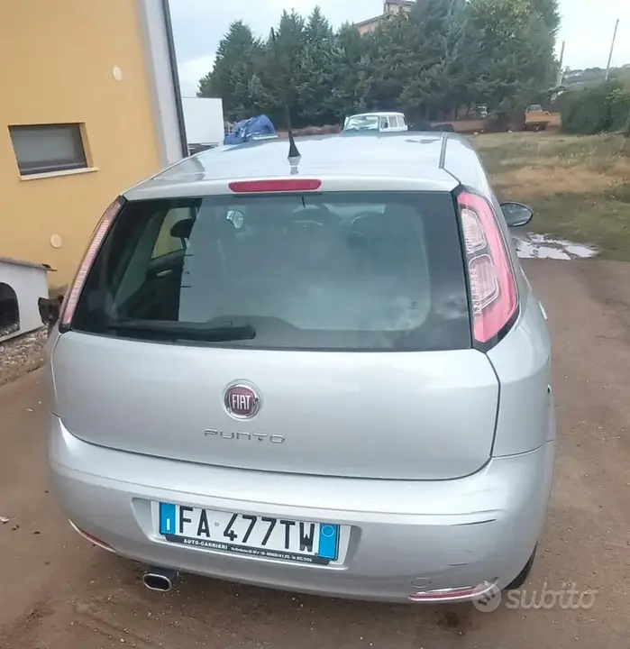 Fiat Punto 2015 photo 4