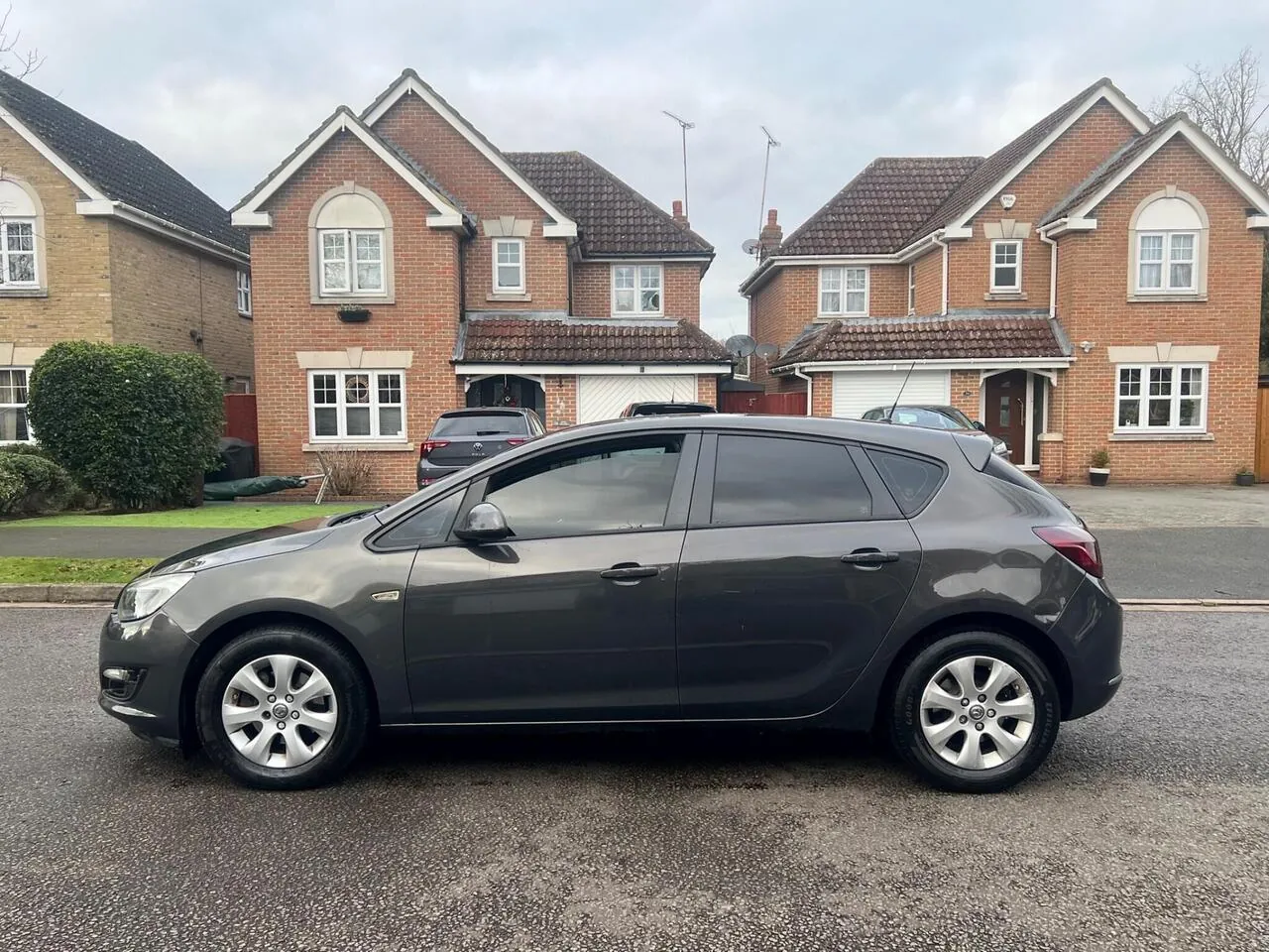 Vauxhall Astra 2015 photo 5
