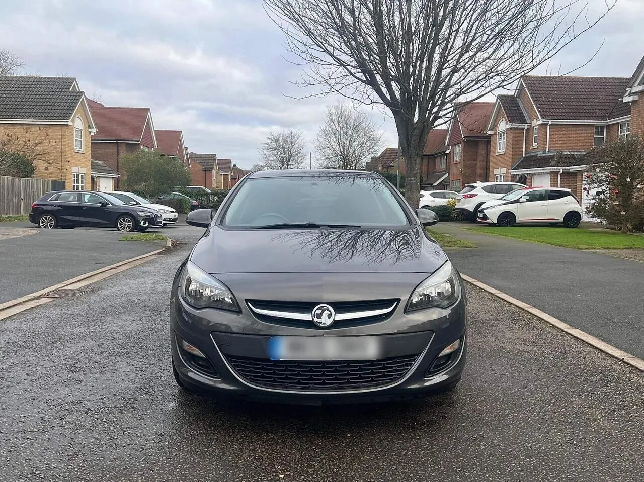 Vauxhall Astra 2015 photo 2
