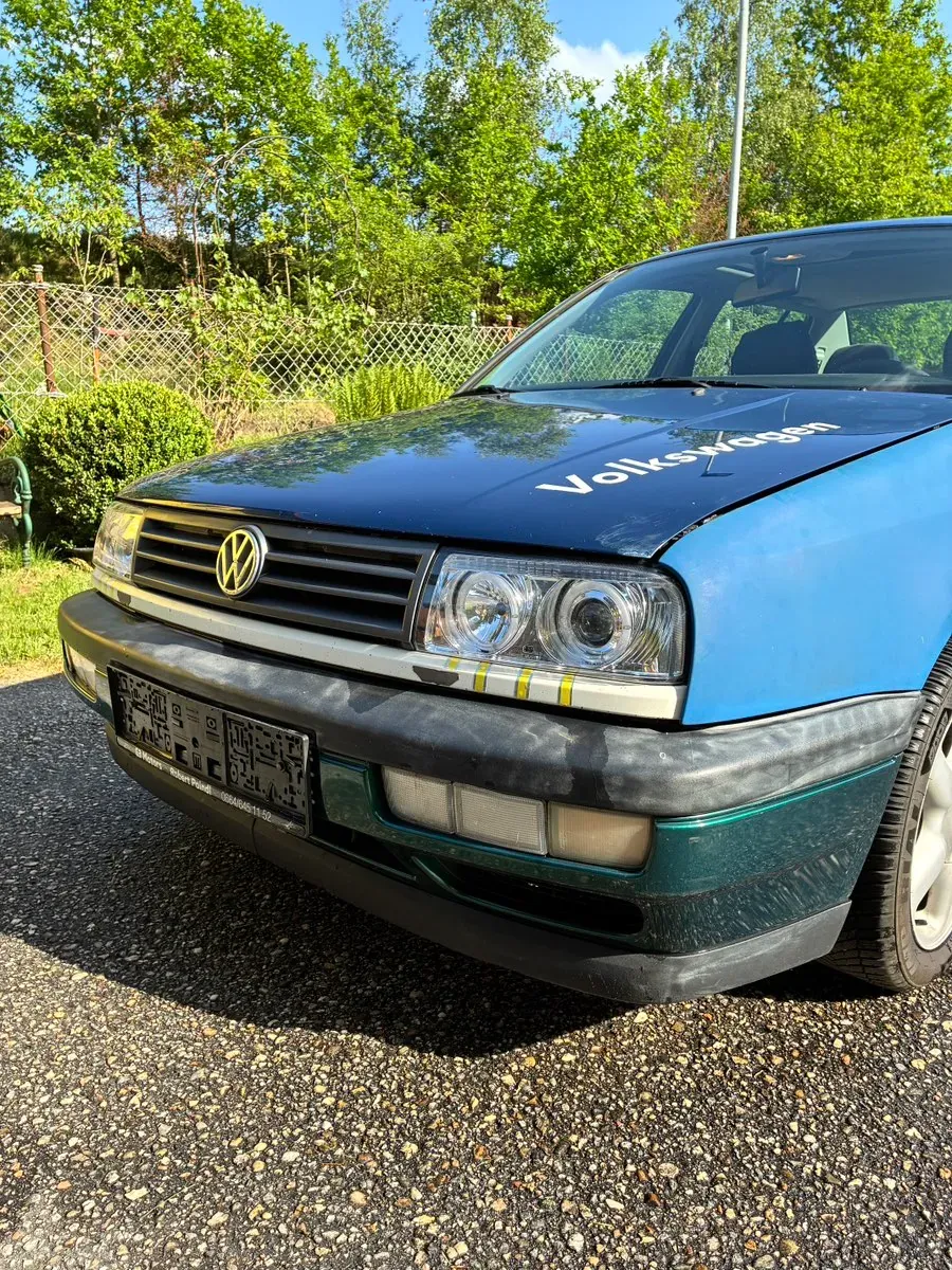Volkswagen Vento 1992 photo 3