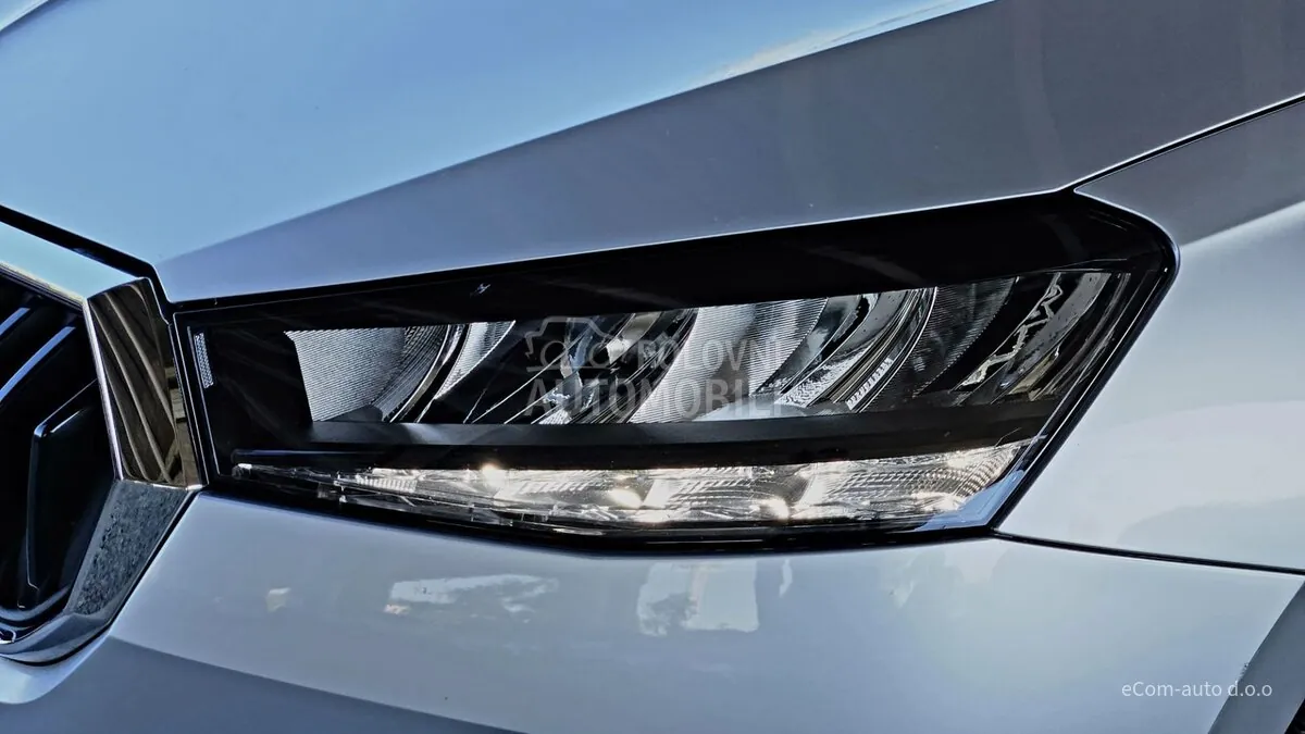 Skoda Fabia 2022 photo 4