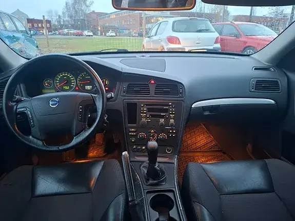 Volvo V70 2004 photo 3