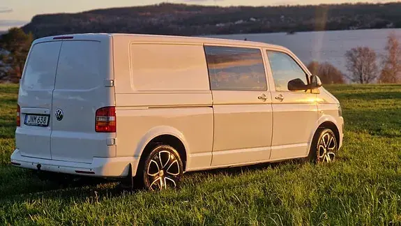 Volkswagen Transporter 2015 photo 3