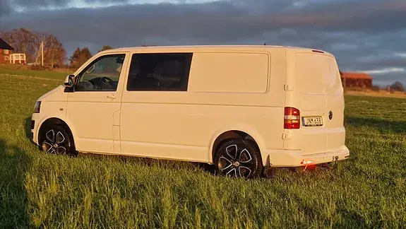 Volkswagen Transporter 2015 photo 2