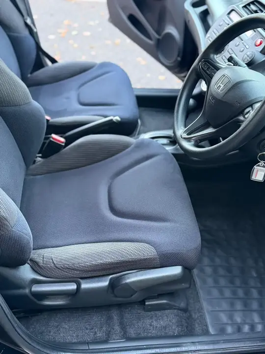 Honda Jazz 2011 photo 3