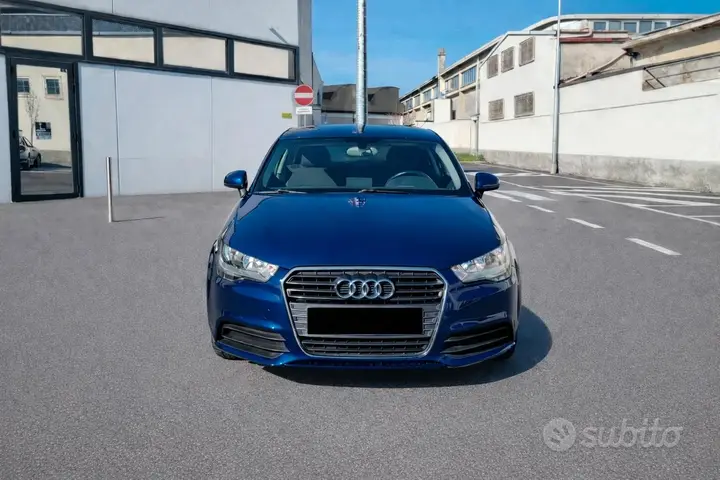 Audi A1 2012 photo 2