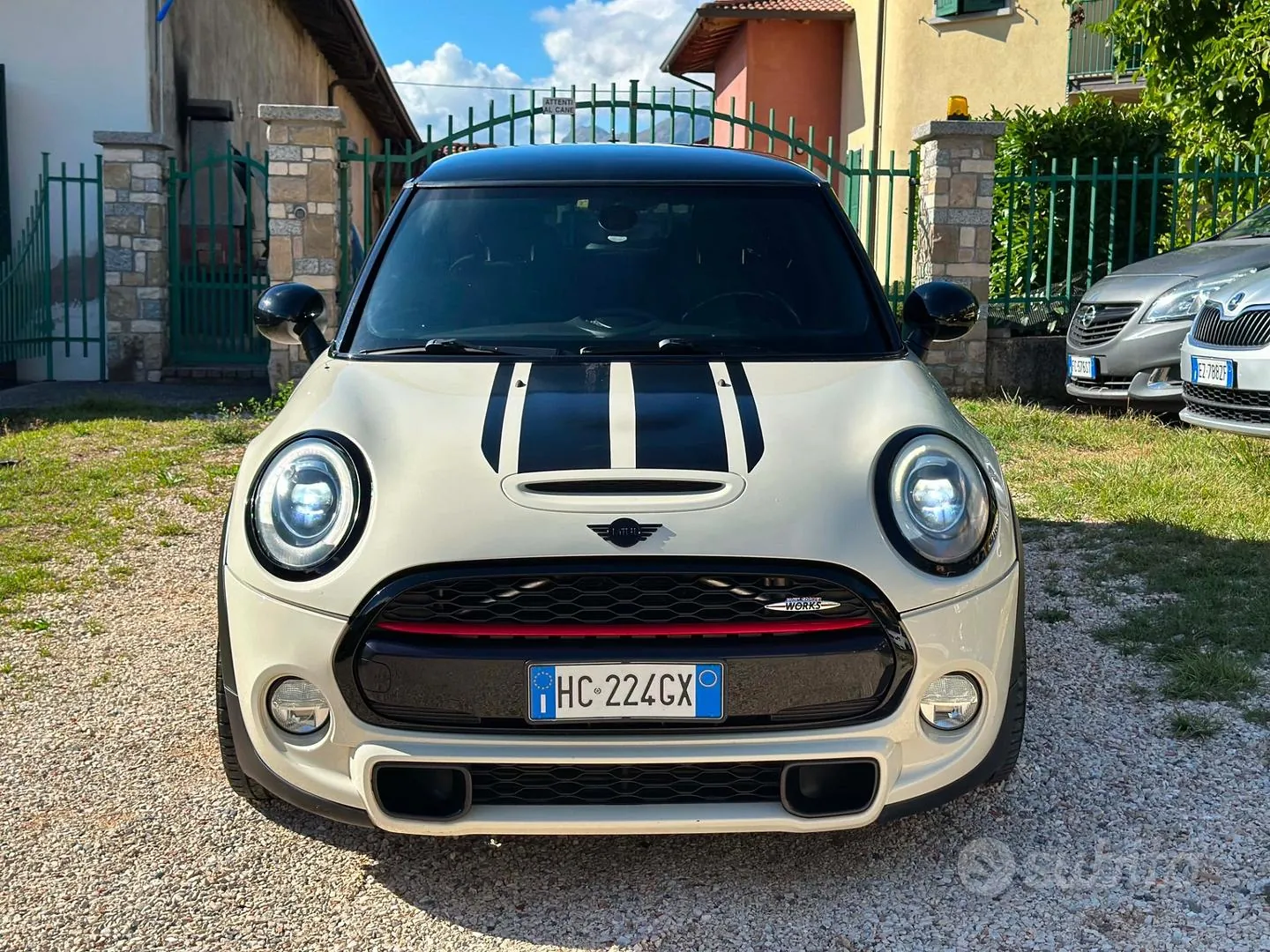 Mini Cooper S 2014 photo 2