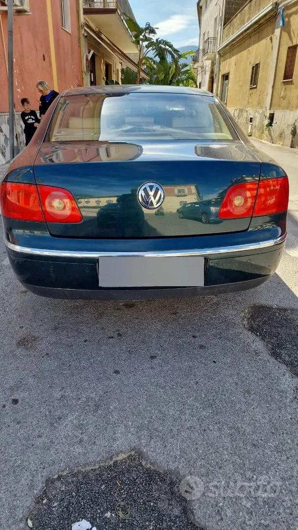 Volkswagen Phaeton 2009 photo 3